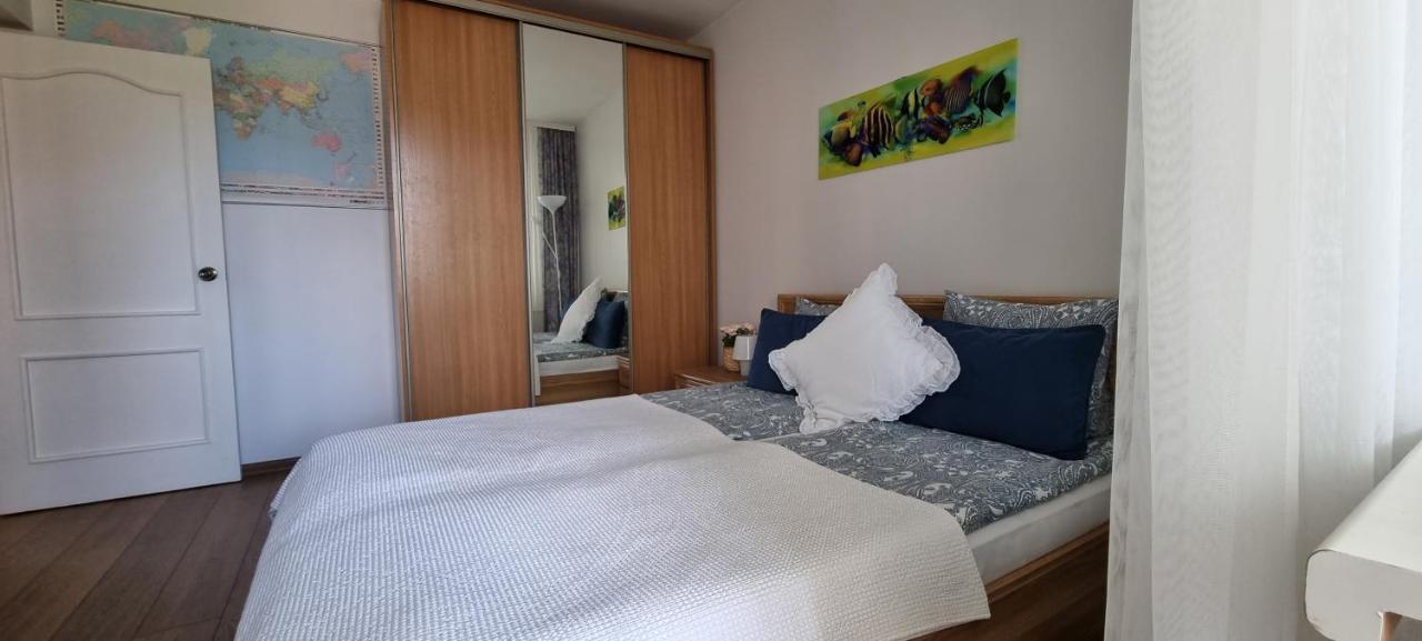 Santariskes Apartment Vilnius Ngoại thất bức ảnh